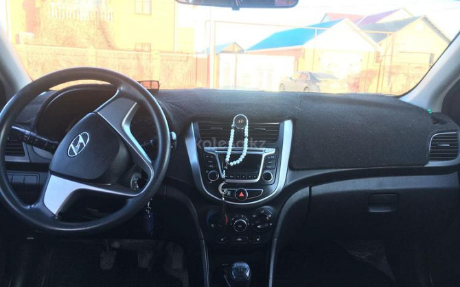 Hyundai Accent, 2015 Атырау - изображение 3