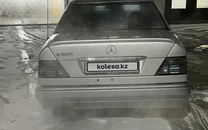 Mercedes-Benz E 500, 1992 ж.ш Алматы - изображение 3