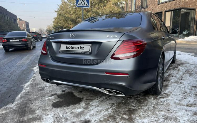 Mercedes-Benz E 43 AMG, 2017 ж Алматы - изображение 3