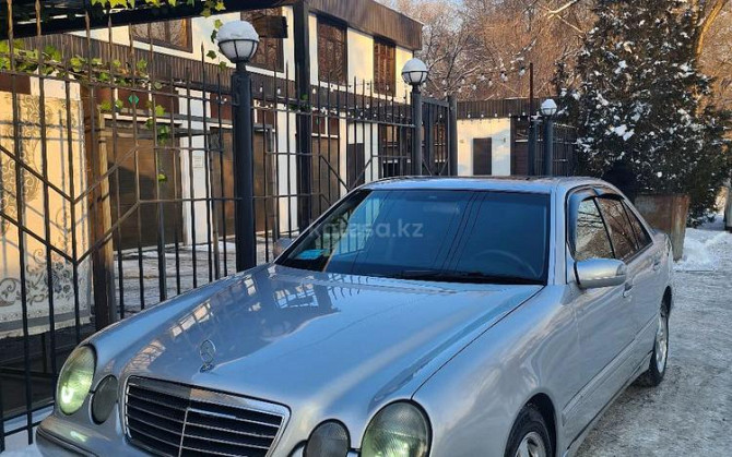 Mercedes-Benz E 320, 2000 Алматы - изображение 4