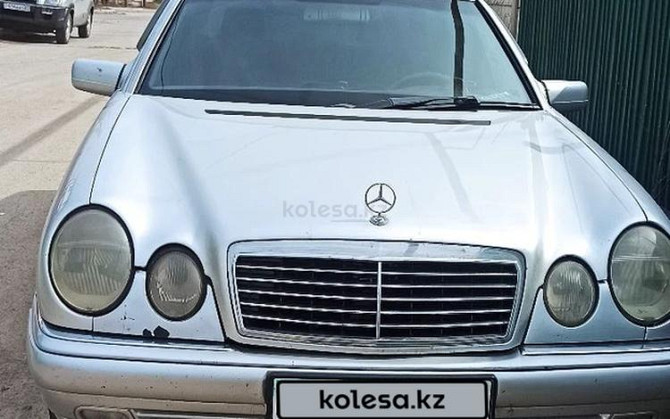 Mercedes-Benz E 320, 1997 Алматы - изображение 2