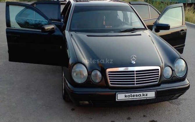 Mercedes-Benz E 320, 1997 Астана - изображение 4