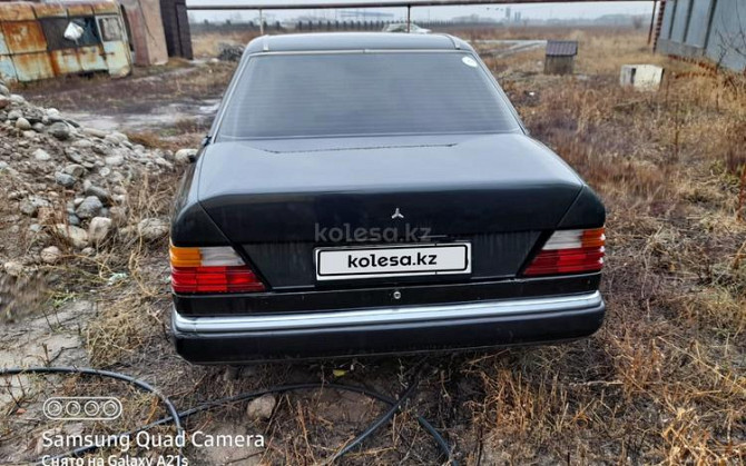 Mercedes-Benz E 300, 1991 Алматы - изображение 1