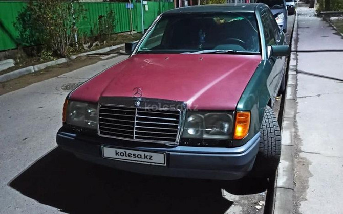 Mercedes-Benz E 260, 1990 Алматы - изображение 1