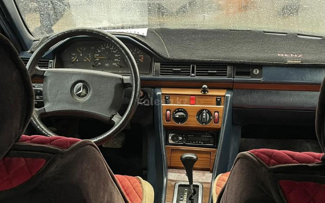 Mercedes-Benz E 230, 1992 Шымкент - изображение 7