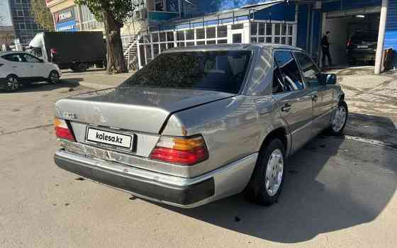 Mercedes-Benz E 200, 1988 Алматы
