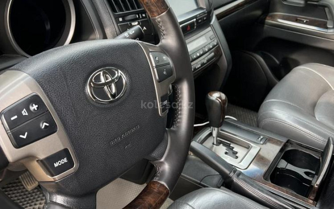 Toyota Land Cruiser, 2010 ж Атырау - изображение 3