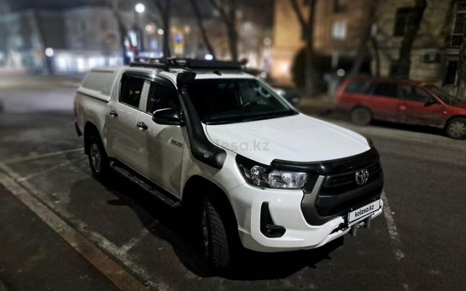 Toyota Hilux, 2021 ж Алматы - изображение 2