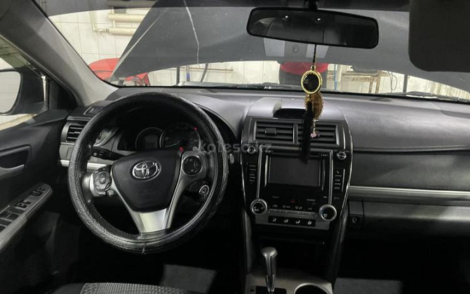 Toyota Camry, 2012 Уральск - изображение 7