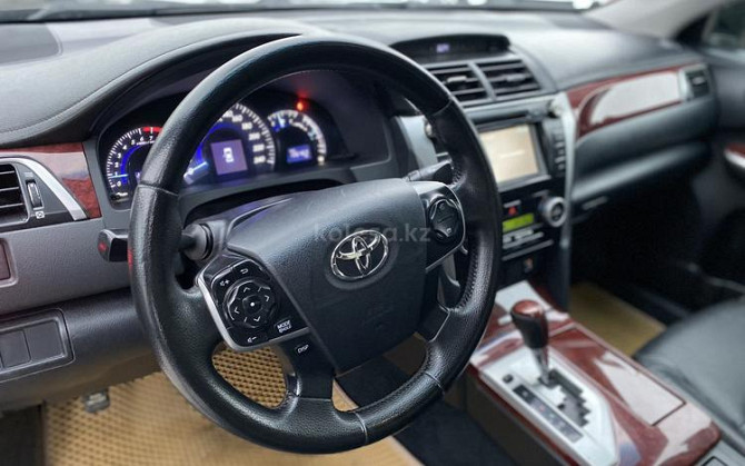 Toyota Camry, 2011 Актобе - изображение 6
