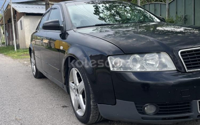 Audi A4, 2002 Есик - изображение 1