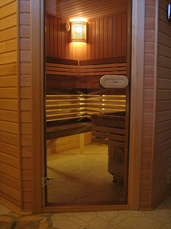 Дверь Harvia STG 8х19 для финской сауны (размер = 80х190 см, короб - сосна, стекло - бронза, ручка - Алматы - изображение 4