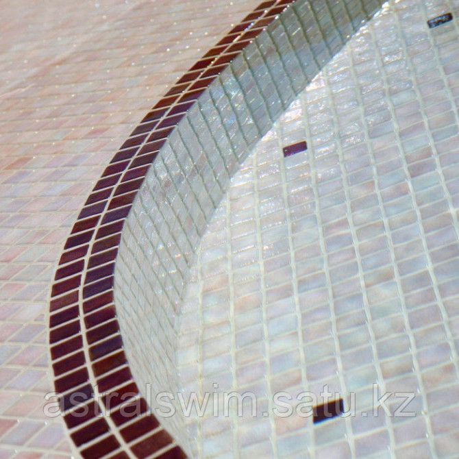 Стеклянная облицовочная мозаика модели Cobre Нур-Султан - изображение 3