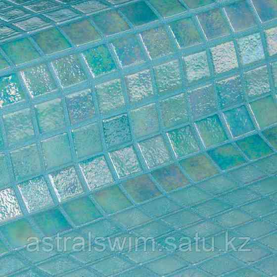 Стеклянная облицовочная мозаика модели Coral Астана