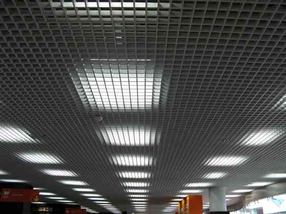 Потолок Грильято 86*86*30 мм цвет серый металлик Астана