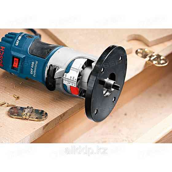 Фрезер Bosch GKF 600 060160A101 Алматы