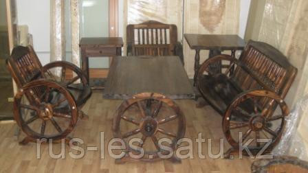 Мебель "Колесница" (стол и две лавочки) Алматы - изображение 2