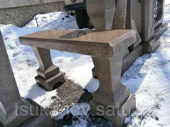 Столик и лавка гранитные-комплект Алматы