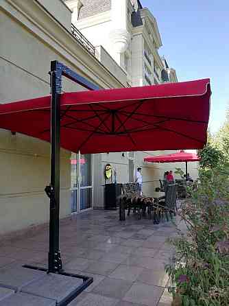 Зонт уличный для кафе на боковой опоре Алматы