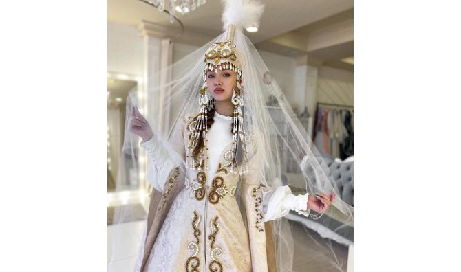 Прокат платьев Астана - изображение 1
